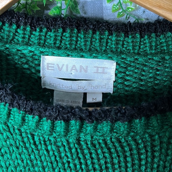 VTG Evian Bear Sweater with Bow tie - Picture 3 of 4